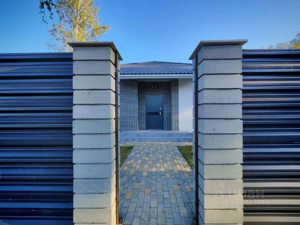 Дом в Курская область, Октябрьский район, Большедолженковский ... - Фото 2