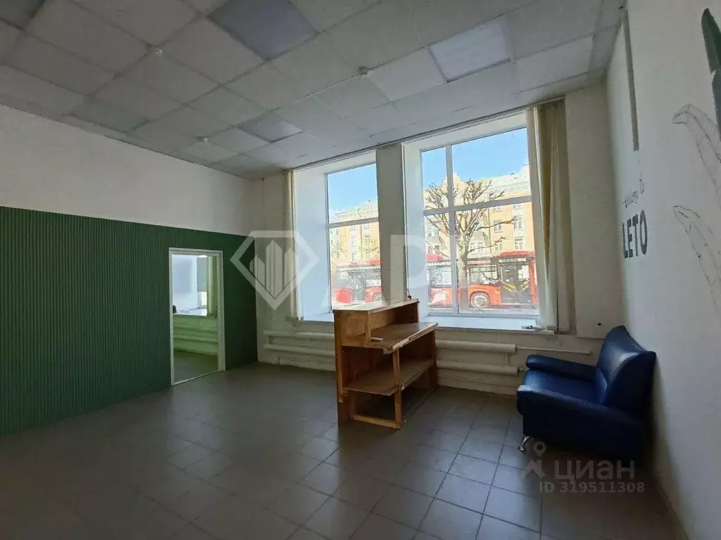 Помещение свободного назначения в Татарстан, Казань ул. Декабристов, ... - Фото 0