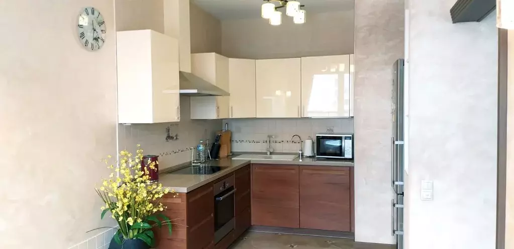 4-к кв. Москва ул. Гарибальди, 15 (127.0 м) - Фото 0