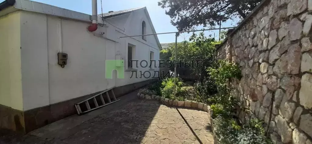 Дом в Севастополь ул. Николая Музыки, 49 (73 м) - Фото 2