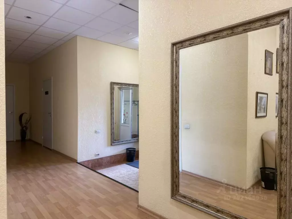 Офис в Волгоградская область, Волгоград Батальонная ул., 13 (214 м) - Фото 2