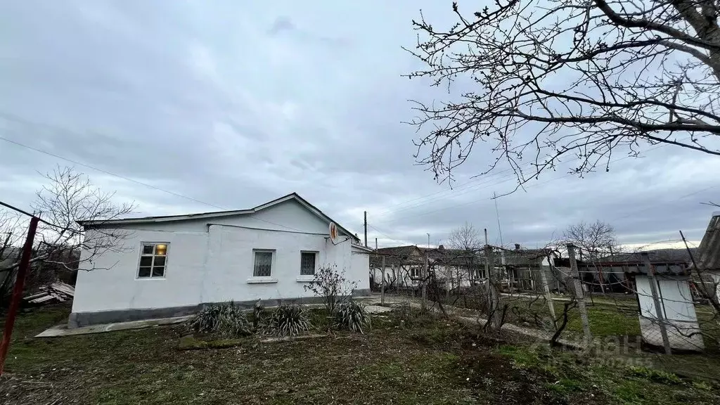 Дом в Крым, Бахчисарайский район, Почтовое пгт ул. Горная, 13 (81 м) - Фото 1