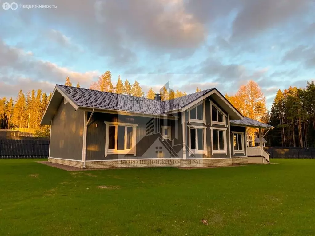 Дом в Выборгский район, Полянское сельское поселение, посёлок Заполье ... - Фото 1