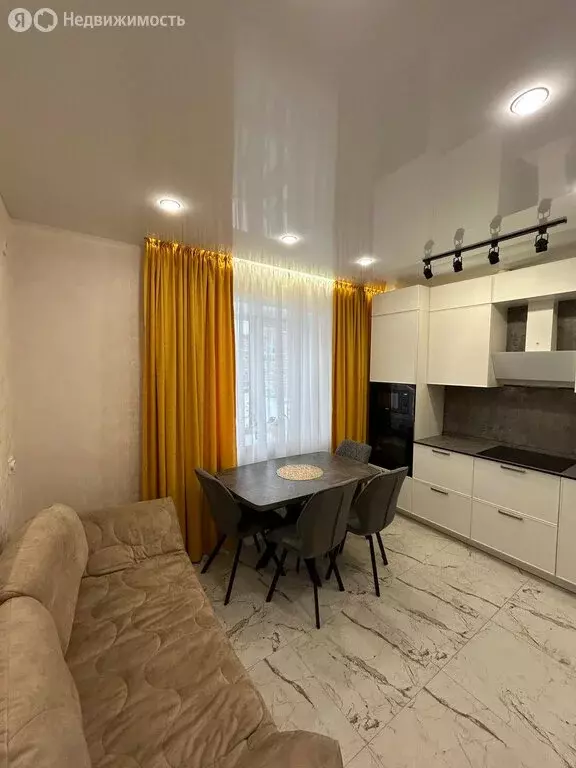 2-комнатная квартира: Хабаровск, улица 65-летия Победы, 1/5 (46 м) - Фото 1