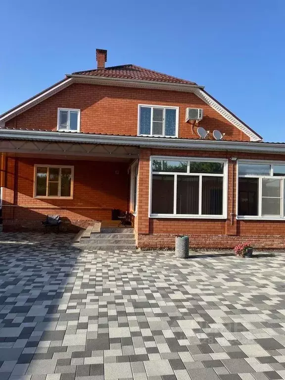 Дом в Краснодарский край, с. Успенское ул. Строителей, 37 (258 м) - Фото 2