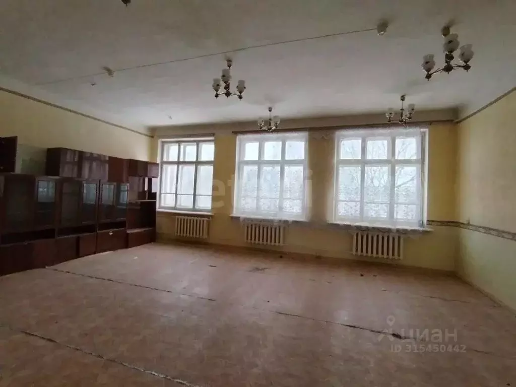 Помещение свободного назначения в Свердловская область, Нижний Тагил ... - Фото 0