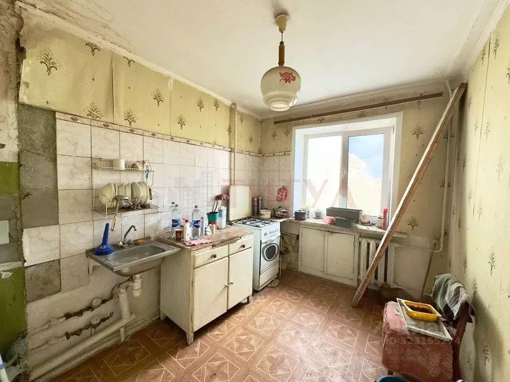 3-к кв. Белгородская область, Старый Оскол Молодогвардеец мкр, 17 ... - Фото 1