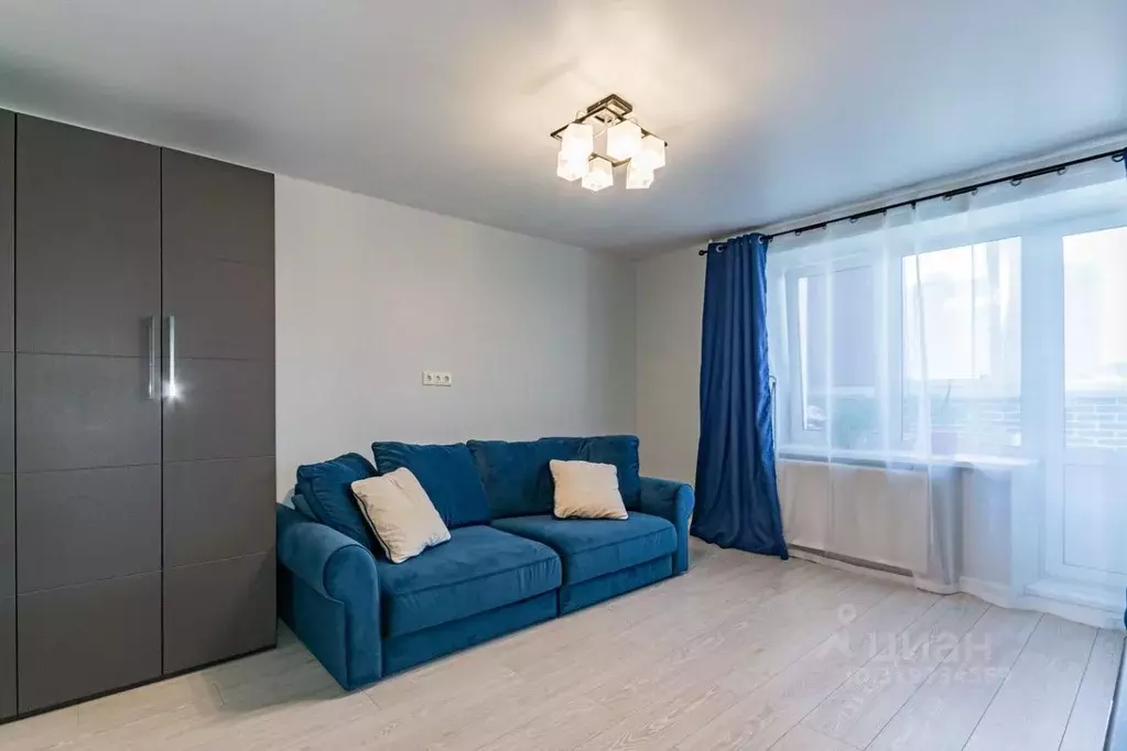 1-к кв. Свердловская область, Екатеринбург ул. Короленко, 14 (35.0 м) - Фото 1