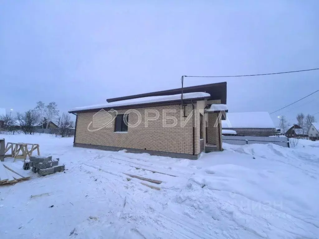 Дом в Тюменская область, Тюменский муниципальный округ, Винзили рп  ... - Фото 2