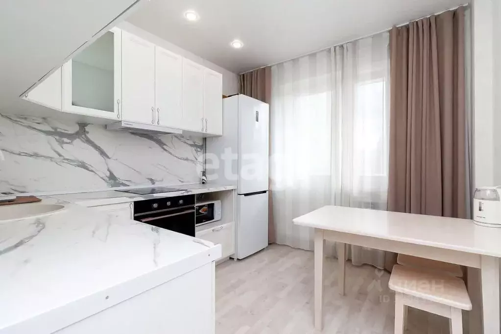 1-к кв. Красноярский край, Красноярск Взлетка мкр, ул. Батурина, 19 ... - Фото 0