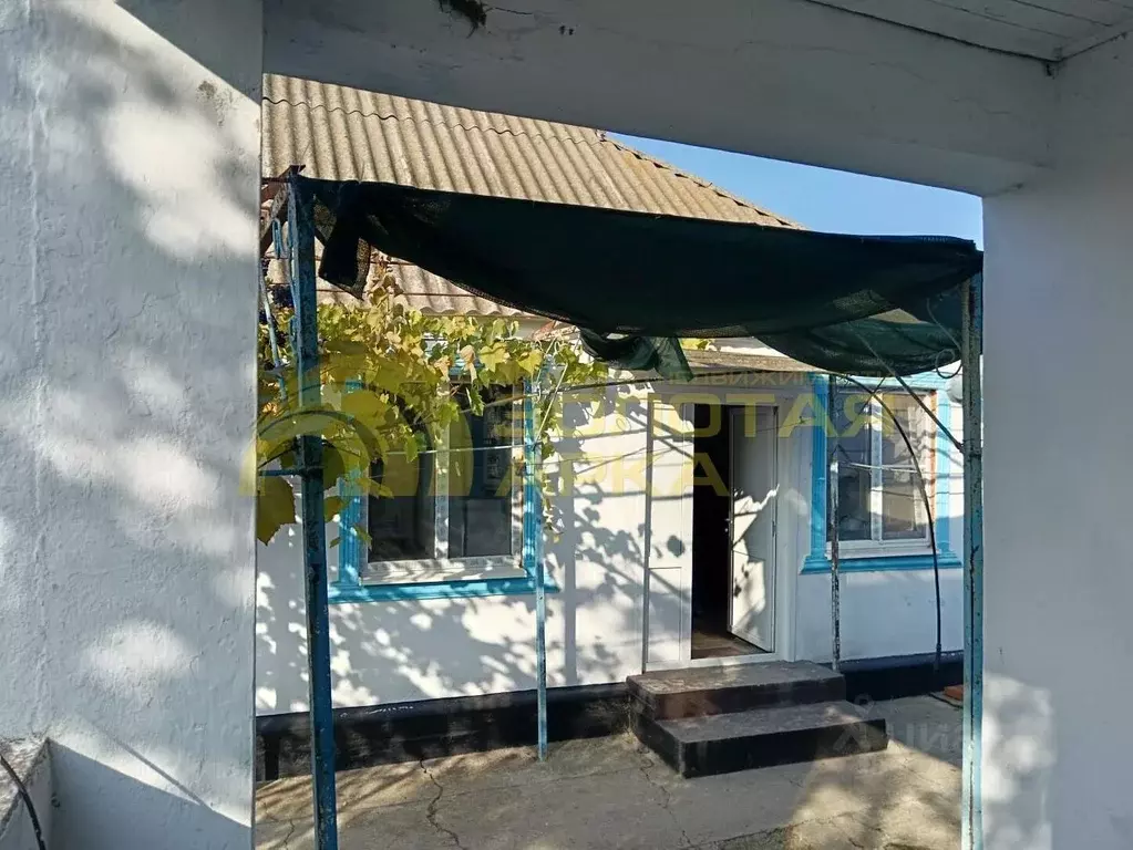 Дом в Краснодарский край, Темрюкский район, Старотитаровское с/пос, ... - Фото 2