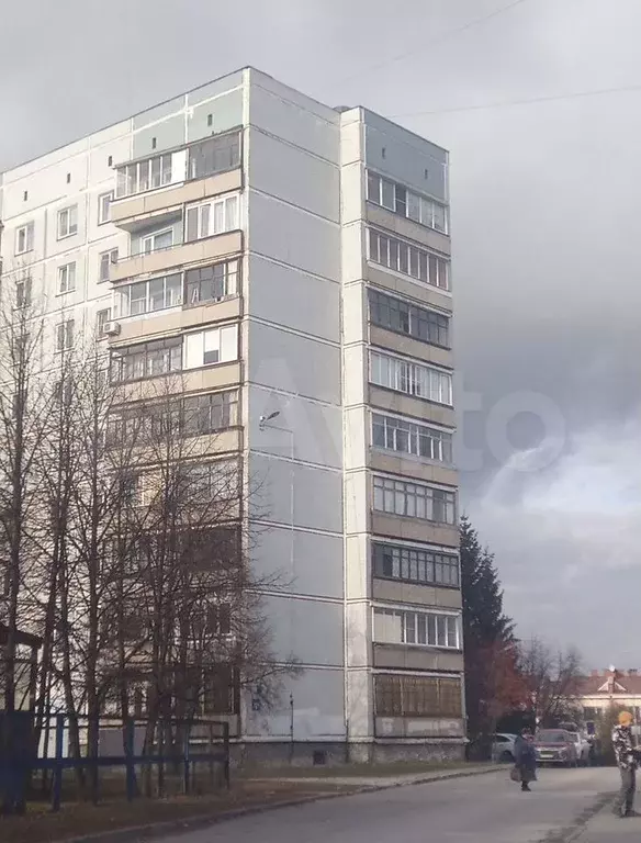 Комната 13 м в 5-к., 1/9 эт. - Фото 1