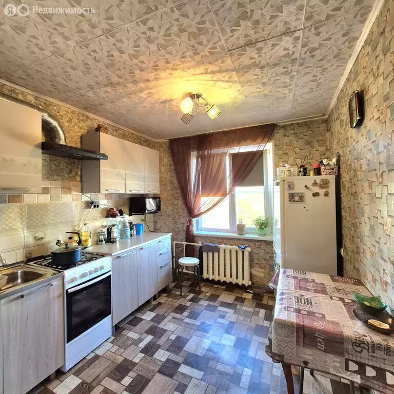 2-комнатная квартира: Чебаркуль, улица Каширина, 38 (51.9 м) - Фото 2