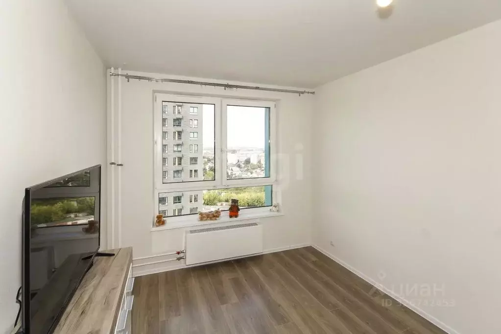 1-к кв. Тюменская область, Тюмень Полевая ул., 117к1 (39.0 м) - Фото 1