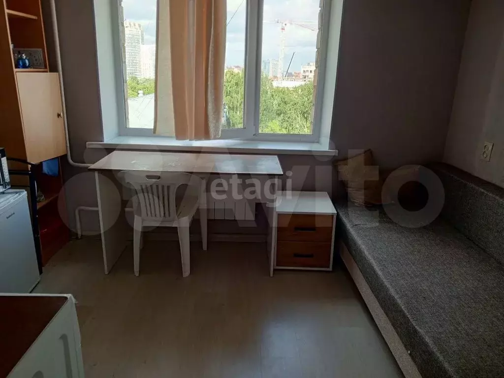 Комната 13 м в 1-к., 8/9 эт. - Фото 1