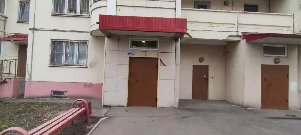 2-к кв. Московская область, Лобня ул. Пушкина, 6 (75.0 м) - Фото 2