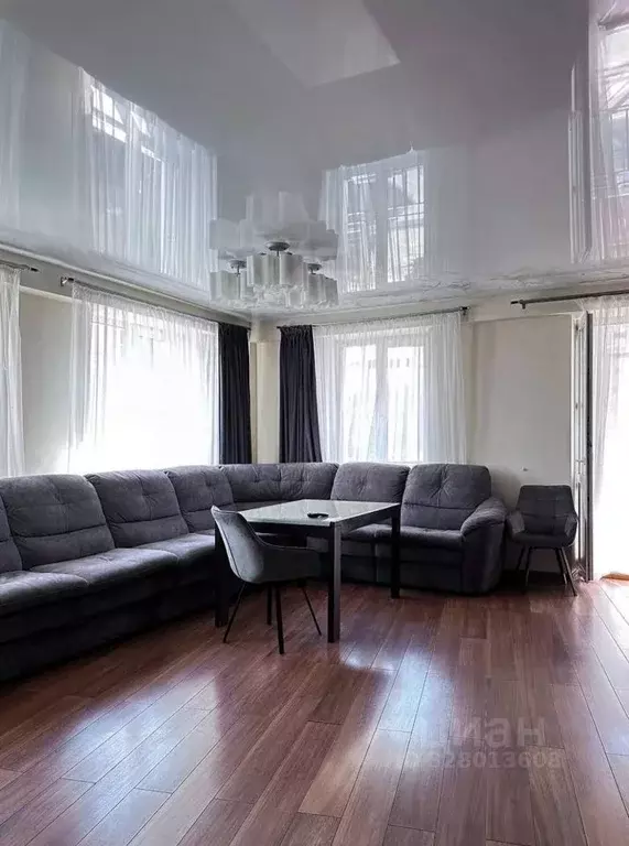 4-к кв. Иркутская область, Иркутск ул. Сурикова, 6 (130.0 м) - Фото 1