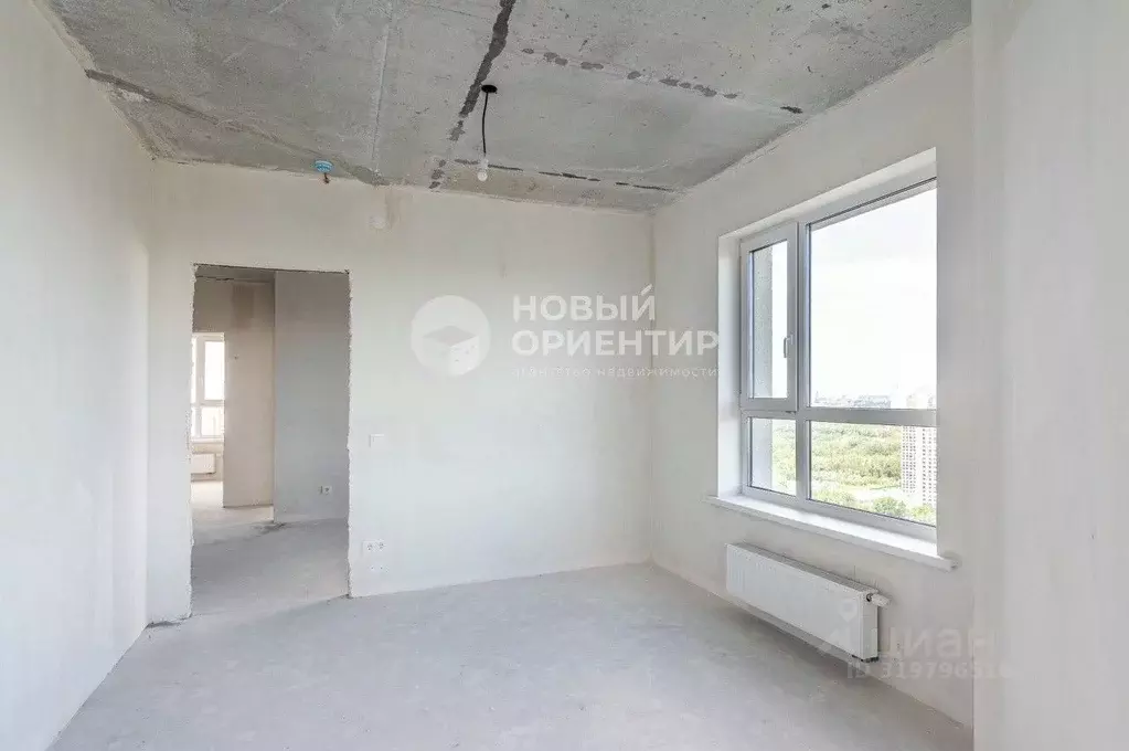 3-к кв. Свердловская область, Екатеринбург ул. Онежская, 4 (68.2 м) - Фото 1