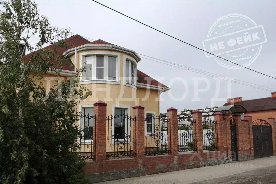 Дом в Ростовская область, Ростов-на-Дону Таможенная ул. (164 м) - Фото 0