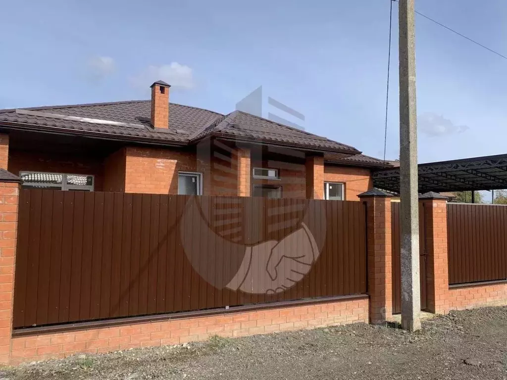 Дом в Краснодарский край, Динской район, с. Красносельское, Молодежный ... - Фото 2