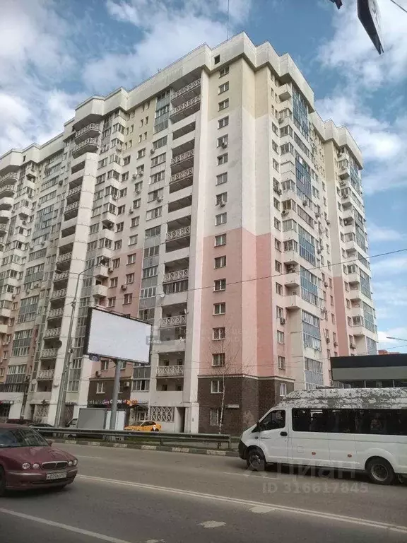 Квартира, 3 комнаты, 90.6 м - Фото 0