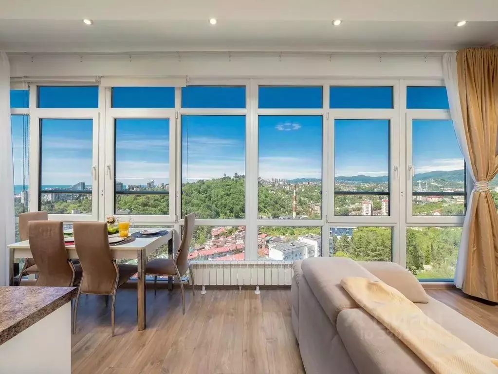 3-к кв. Краснодарский край, Сочи ул. Яна Фабрициуса, 2/28А (62.0 м) - Фото 2