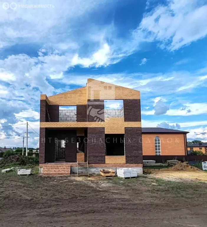 Дом в Орловский муниципальный округ, деревня Никуличи (140 м) - Фото 1