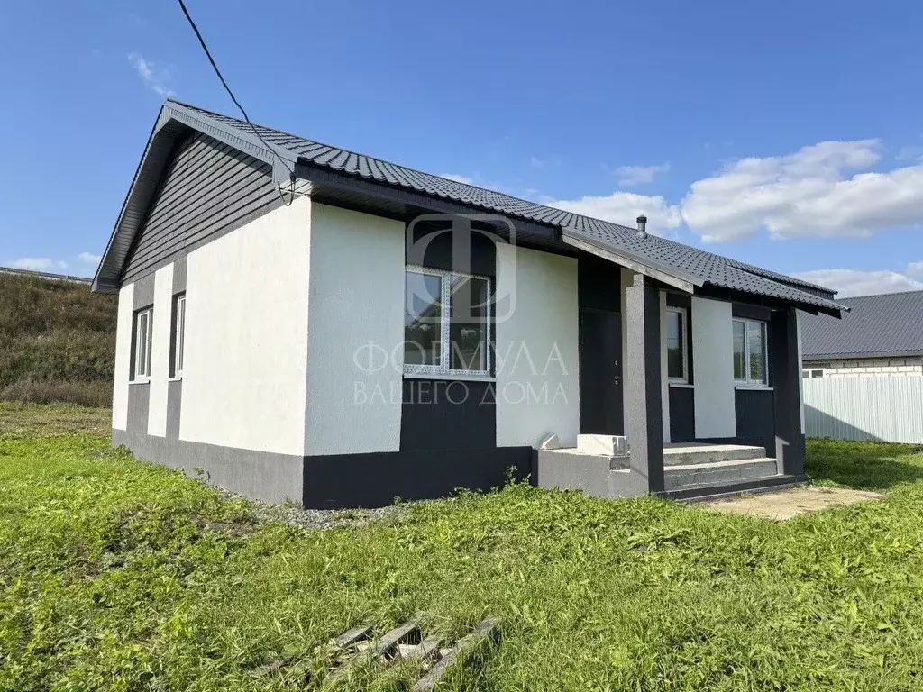 Дом в Свердловская область, Белоярский муниципальный округ, д. ... - Фото 0