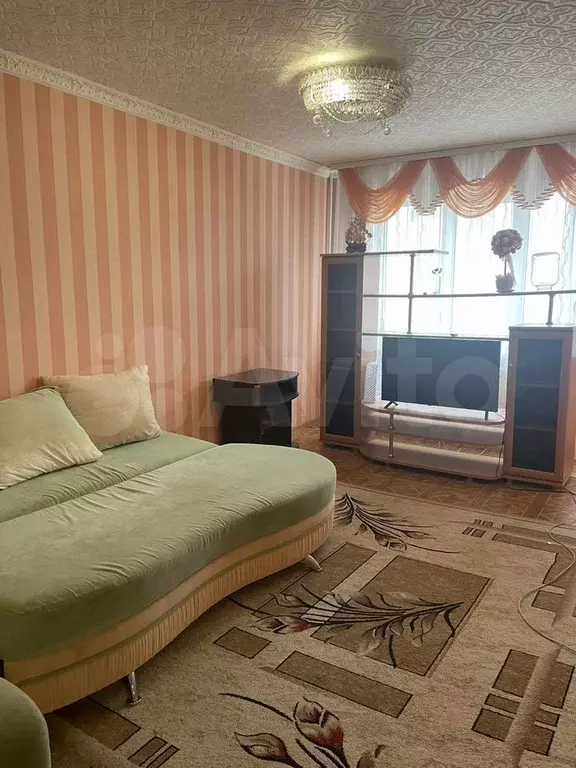 3-к. квартира, 70 м, 6/9 эт. - Фото 1