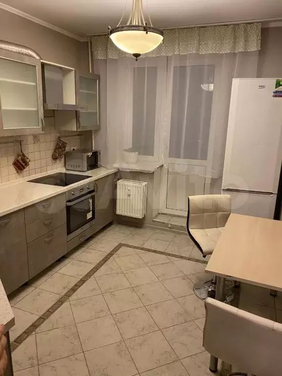 3-к. квартира, 91 м, 8/8 эт. - Фото 1