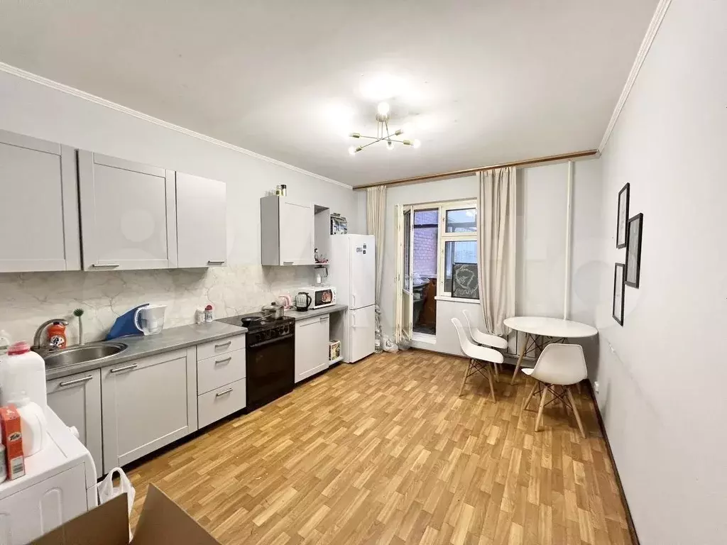 4-к. квартира, 140 м, 11/18 эт. - Фото 1