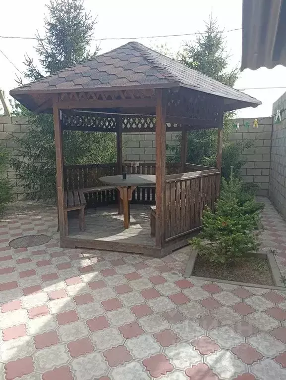 Комната Волгоградская область, Волгоград ул. Сержанта Воронова, 57/138 - Фото 0