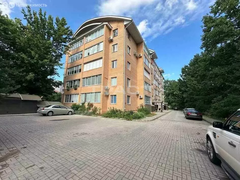 2-комнатная квартира: Воронеж, Багряная улица, 14В (96.5 м) - Фото 1