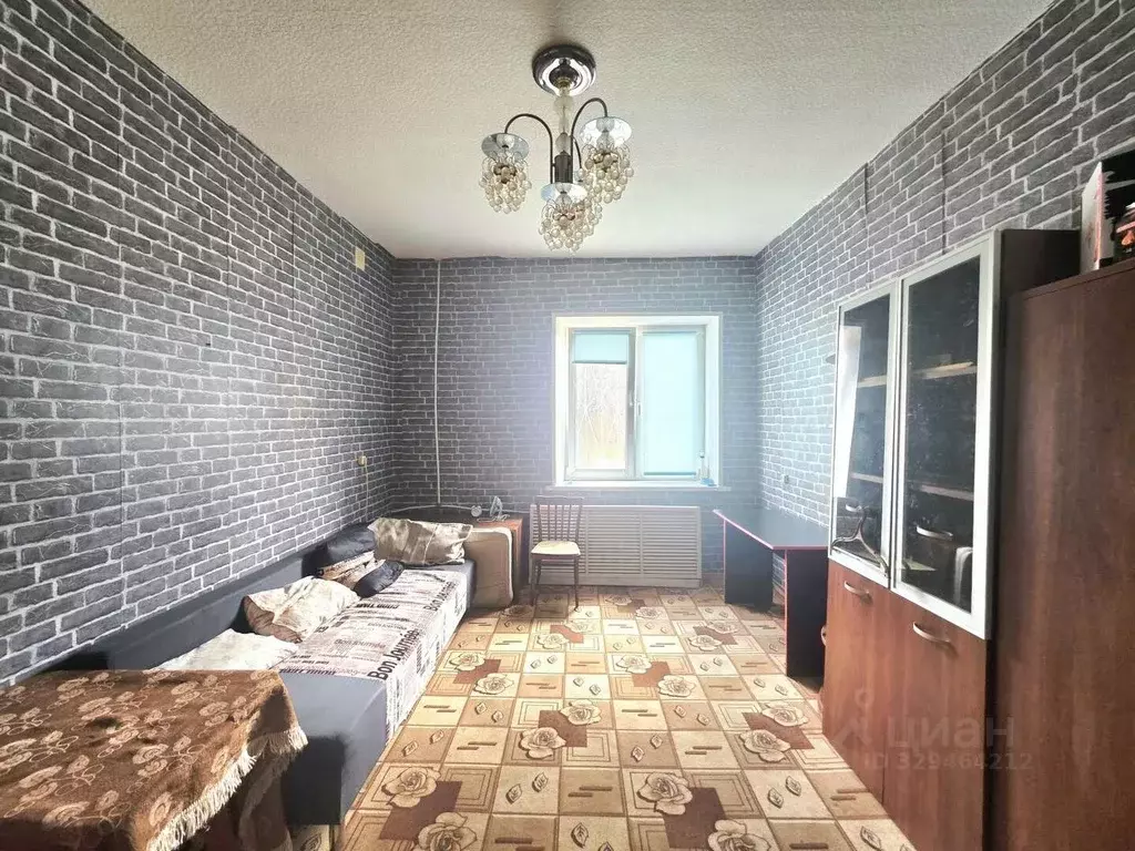 1-к кв. Московская область, Серпухов ул. Калинина, 42а (46.0 м) - Фото 1