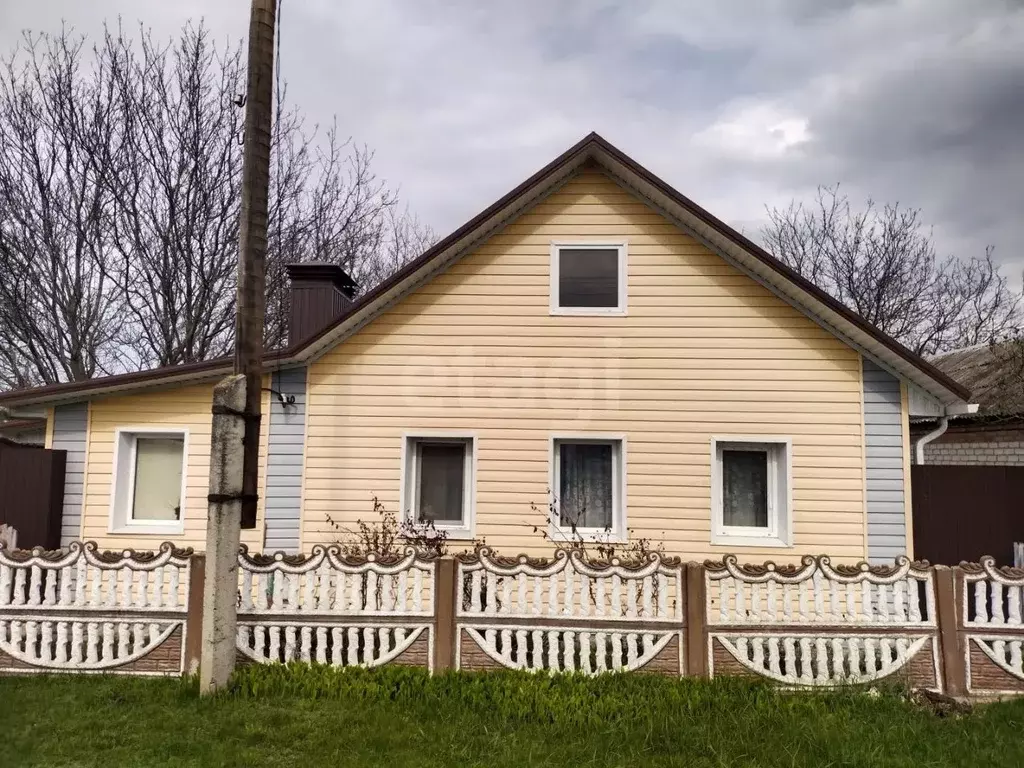 Дом в Белгородская область, Валуйки Школьная ул., 46 (68 м) - Фото 1