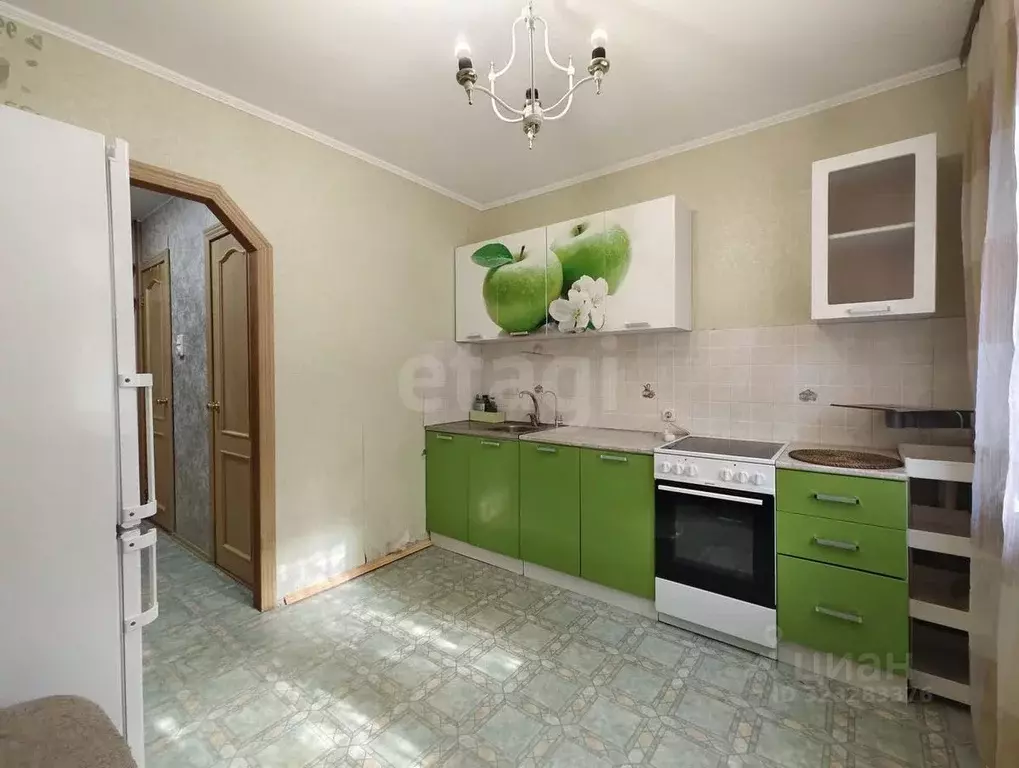 2-к кв. Тюменская область, Тюмень Интернациональная ул., 35 (50.0 м) - Фото 1