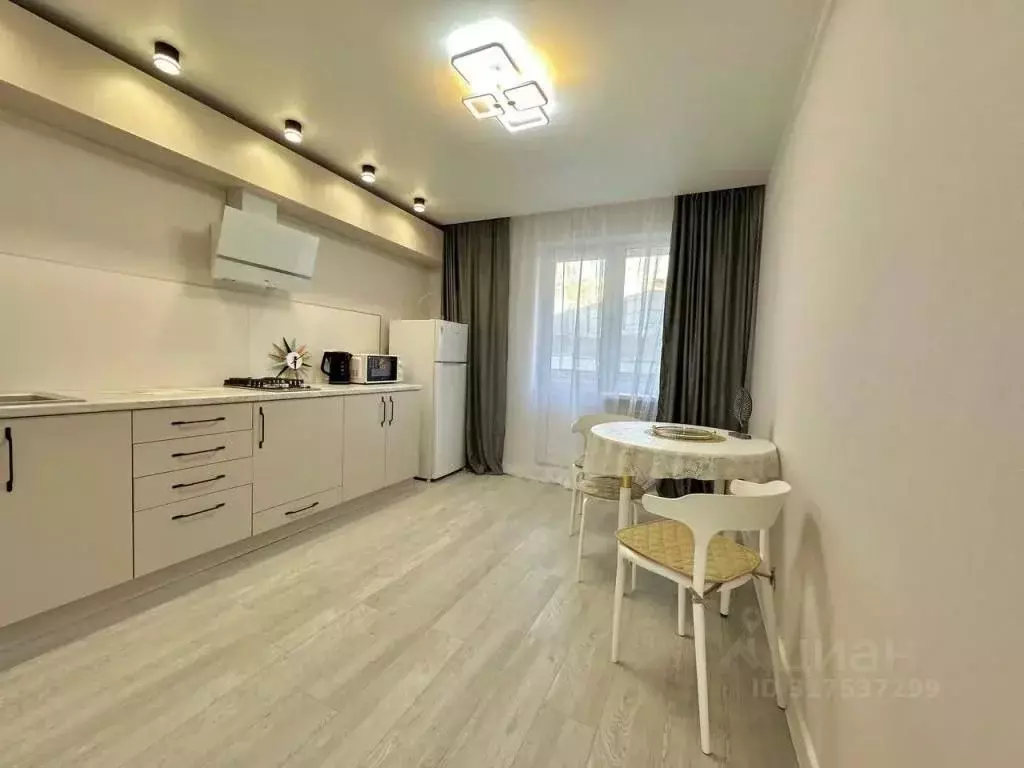 2-к кв. Смоленская область, Смоленск Киевский пер., 17к2 (66.0 м) - Фото 1