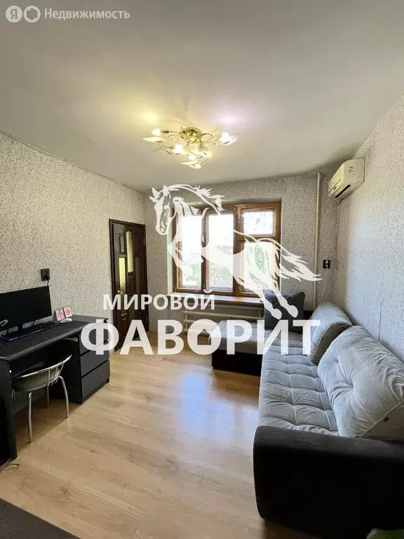 3-комнатная квартира: Орск, микрорайон Новый город, улица Чернышёва, ... - Фото 0