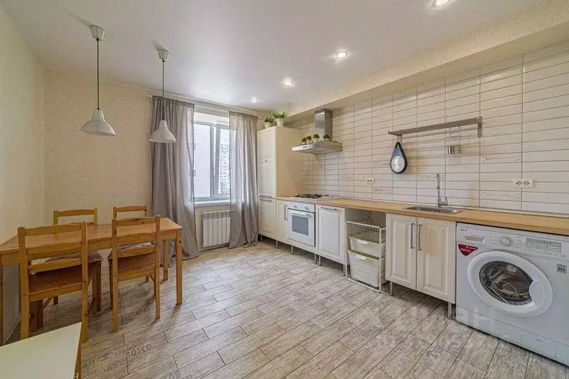 2-к кв. Пензенская область, Пенза ул. Мира, 34 (70.0 м) - Фото 0