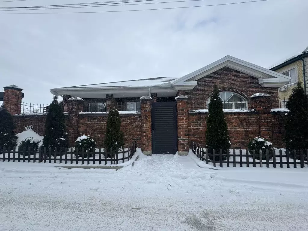 Дом в Ростовская область, Аксай ул. Петровская (175 м) - Фото 1