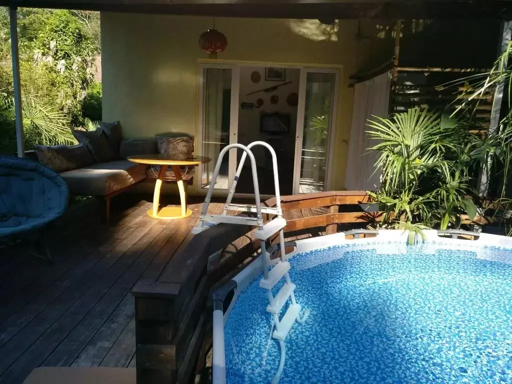 Дом в Краснодарский край, Сочи городской округ, с. Веселое пер. ... - Фото 2