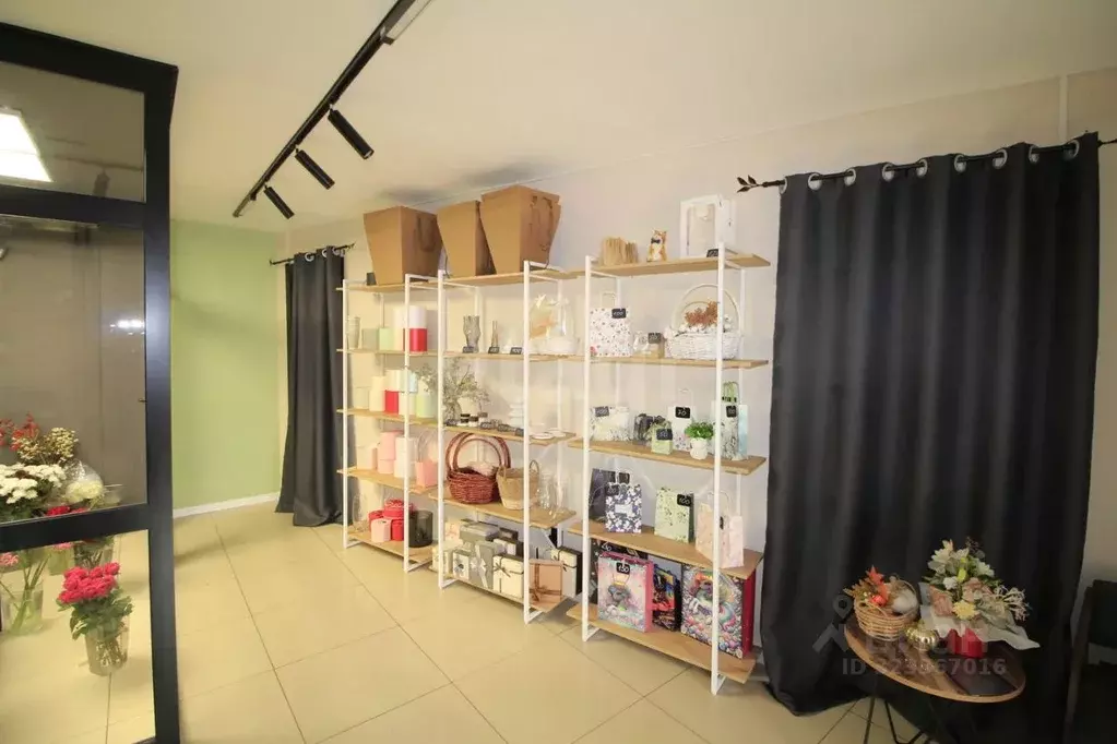 Торговая площадь в Забайкальский край, Чита ул. Кастринская, 6 (74 м) - Фото 1