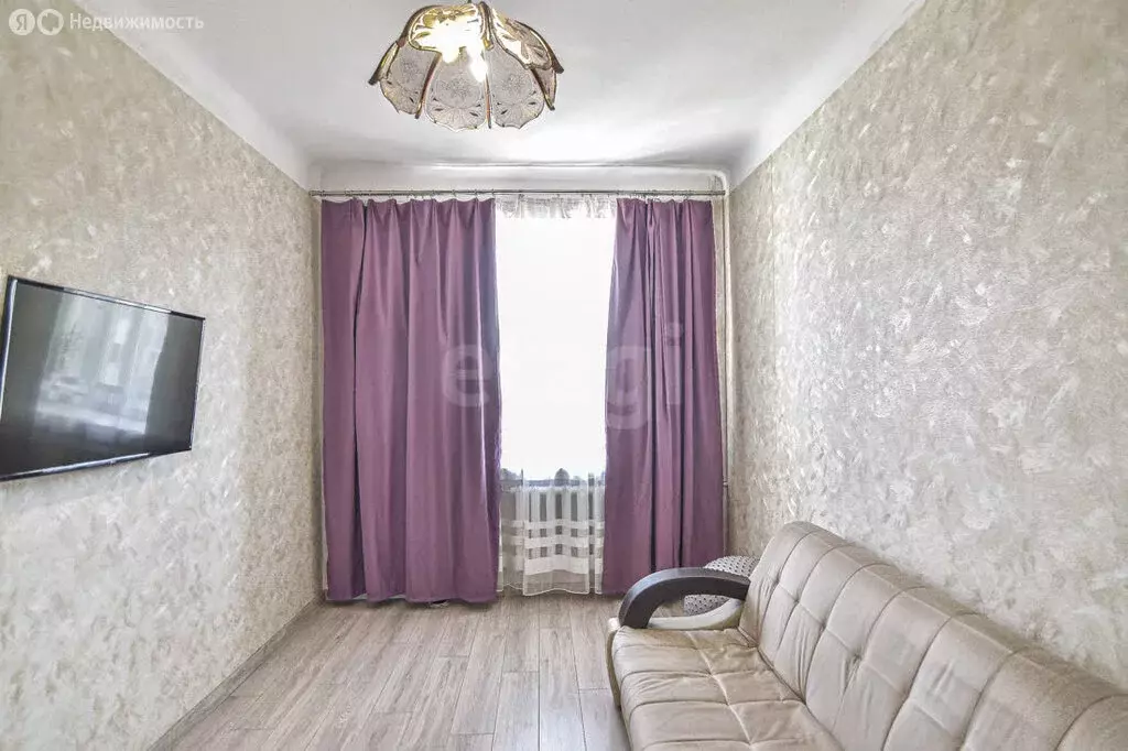 2-комнатная квартира: Южно-Сахалинск, улица Ленина, 250 (46.7 м) - Фото 2