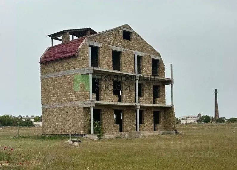 Дом в Крым, Сакский район, Молочненское с/пос, с. Витино  (236 м) - Фото 0