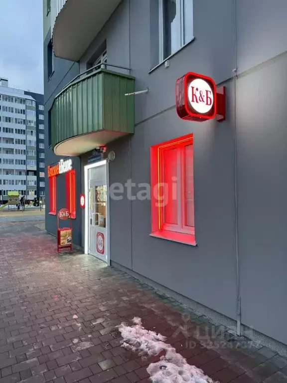 Торговая площадь в Тюменская область, Тюмень ул. Героев Космоса, 23 ... - Фото 1