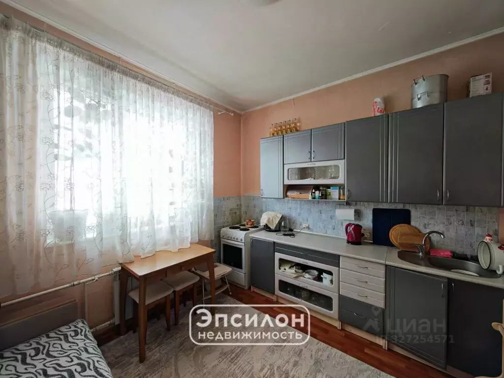 1-к кв. Курская область, Курск просп. Вячеслава Клыкова, 60 (54.9 м) - Фото 1