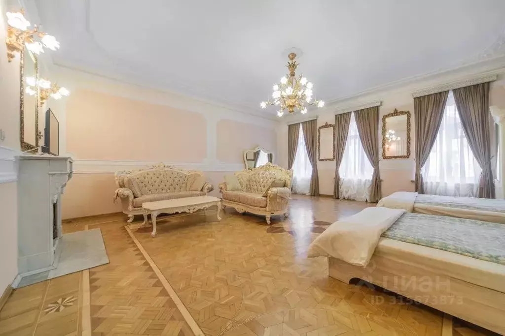 3-к кв. Санкт-Петербург ул. Рубинштейна, 4 (170.0 м) - Фото 1