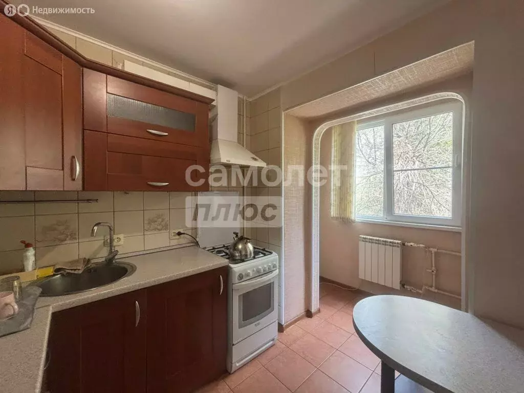 3-комнатная квартира: Астрахань, Коммунистическая улица, 54 (58.2 м) - Фото 1