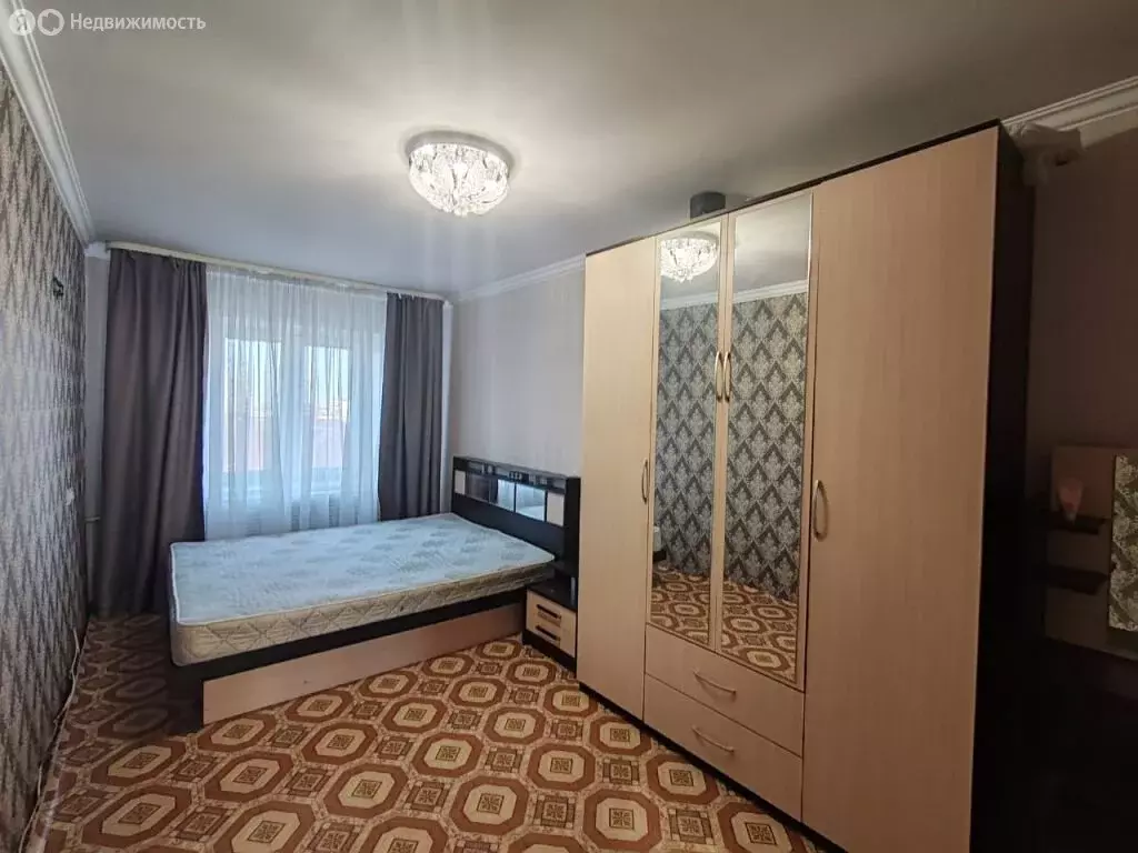 2-комнатная квартира: Оренбург, микрорайон Бёрды, улица Ворошилова, 34 ... - Фото 0