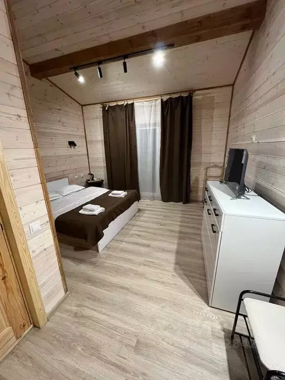 Комната Карачаево-Черкесия, Зеленчукский район, с. Архыз ул. Ленина, ... - Фото 2